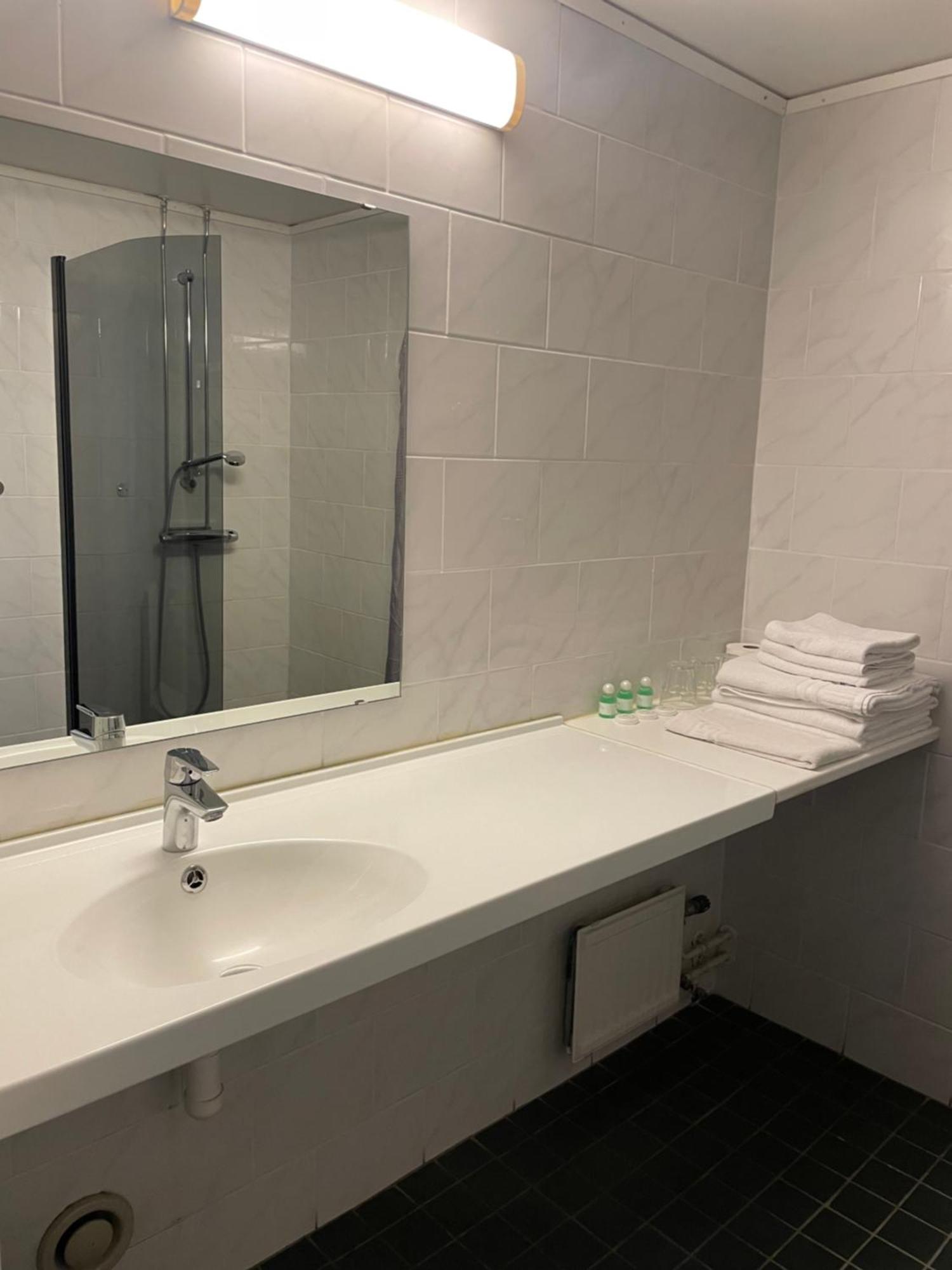 Hotell Smedjan 파얄라 외부 사진